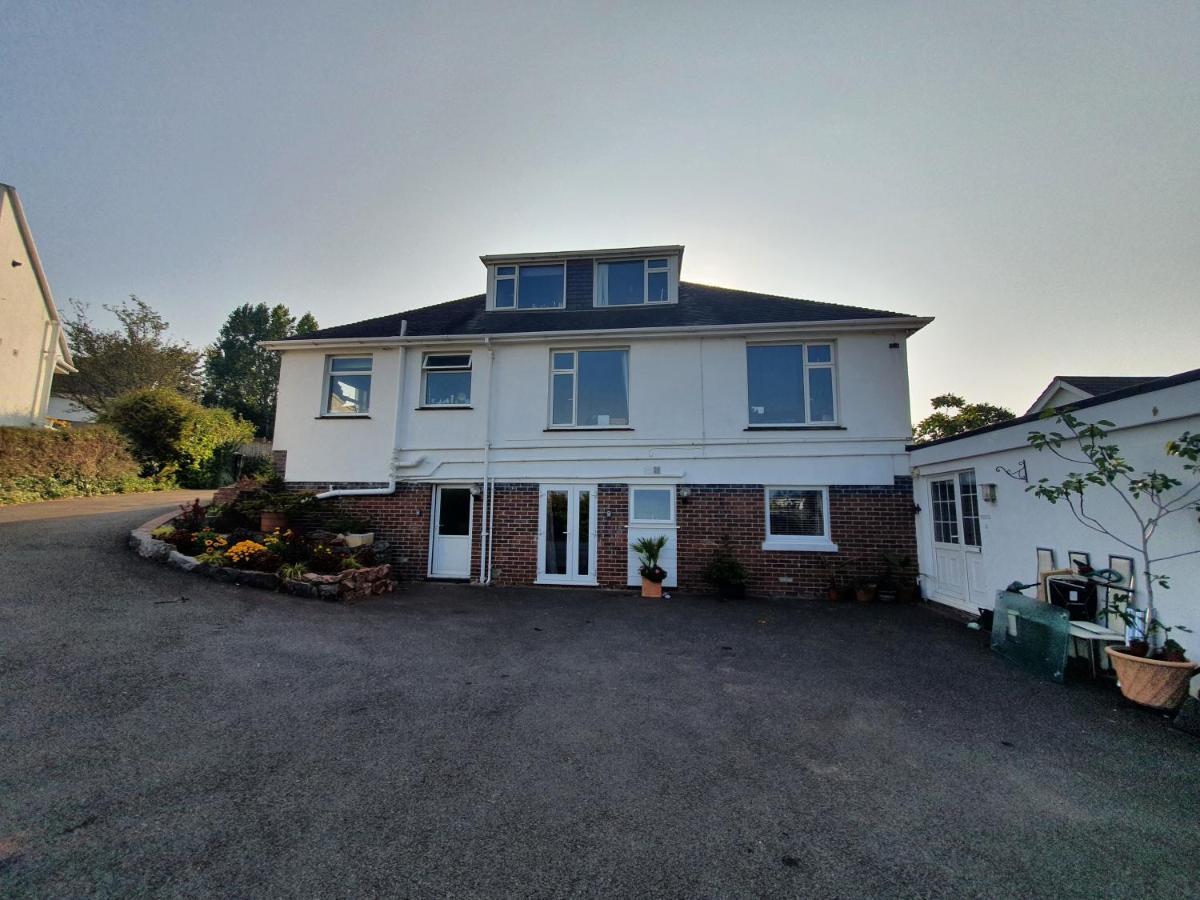 Lovely Private Studio Room With Own Kitchen And Bathroom. Set In The Popular Area Of Shiphay In Torquay And Only A Short Walk From Torbay Hospital Extérieur photo