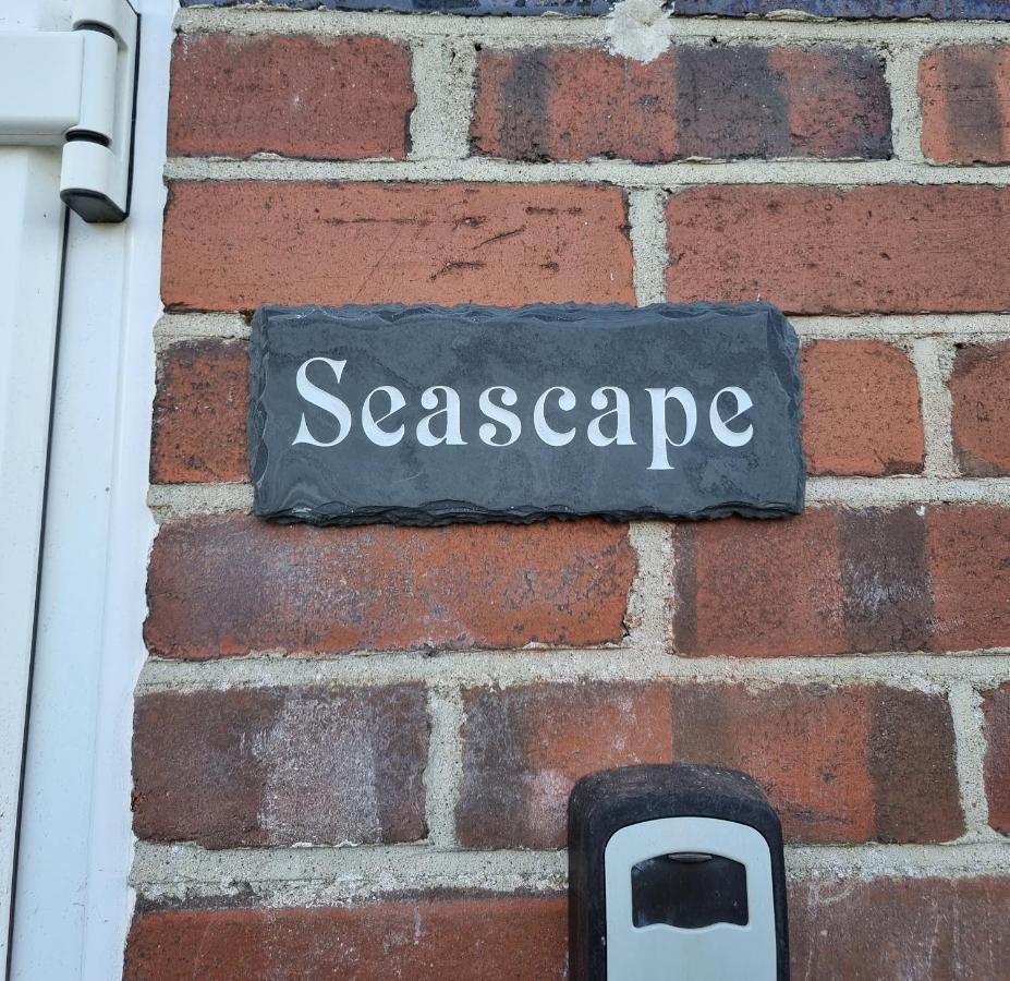 Lovely Private Studio Room With Own Kitchen And Bathroom. Set In The Popular Area Of Shiphay In Torquay And Only A Short Walk From Torbay Hospital Extérieur photo